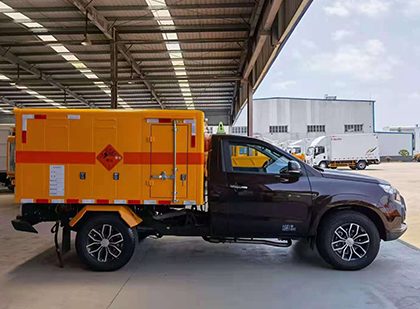 西双版纳爆破器材运输车